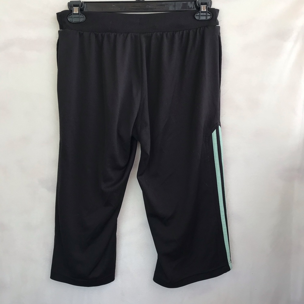 Adidas Cropped Sweats with Pastel Green Stripes - Picture 2 of 10